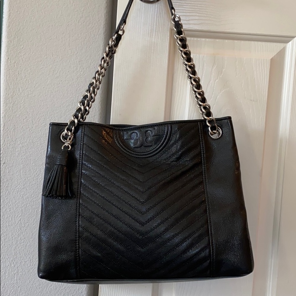 Tory Burch Fleming distressed tote
